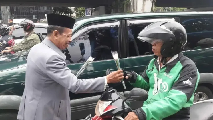 Polres Jakbar Beserta Jajaran Gelar Gerakan Kampanye Anti Hoax