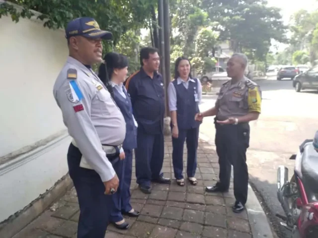 Kemacetan di Depan Sekolah IPEKA Puri Indah Jadi Perhatian Pihak Kepolisian