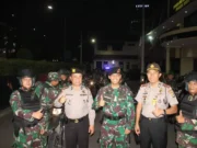 Berikan Kenyamanan Polres Metro Jakbar bersama Tiga Pilar Patroli Gabungan di Sejumlah Gereja