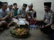 Makan Bersama Tahanan, Ini Cara Kapolsek Cengkareng Merayakan Ulang Tahunnya