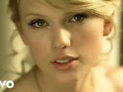 Lirik Lagu Love Story dan Terjemahan - Taylor Swift